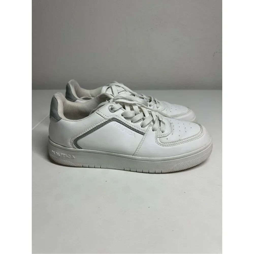 Nautica Nigela Low Top Casual Sneakers Shoes White Womens Size 8,5 Faux Leather
